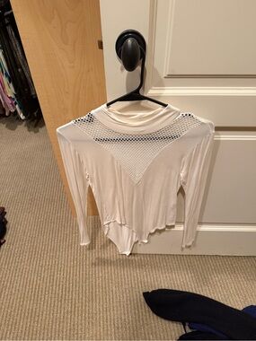 Women’s Cream Long-Sleeve Mesh Panel Top